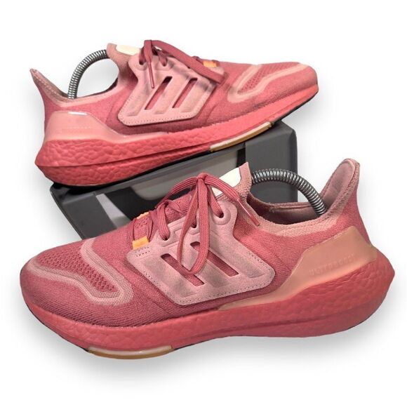 Adidas UltraBoost 22 'Wonder Red' Sneakers GX9133 Women's 9.5 - Picture 1 of 11